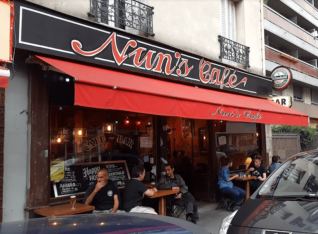 Nuns_Café_Paris_11_5